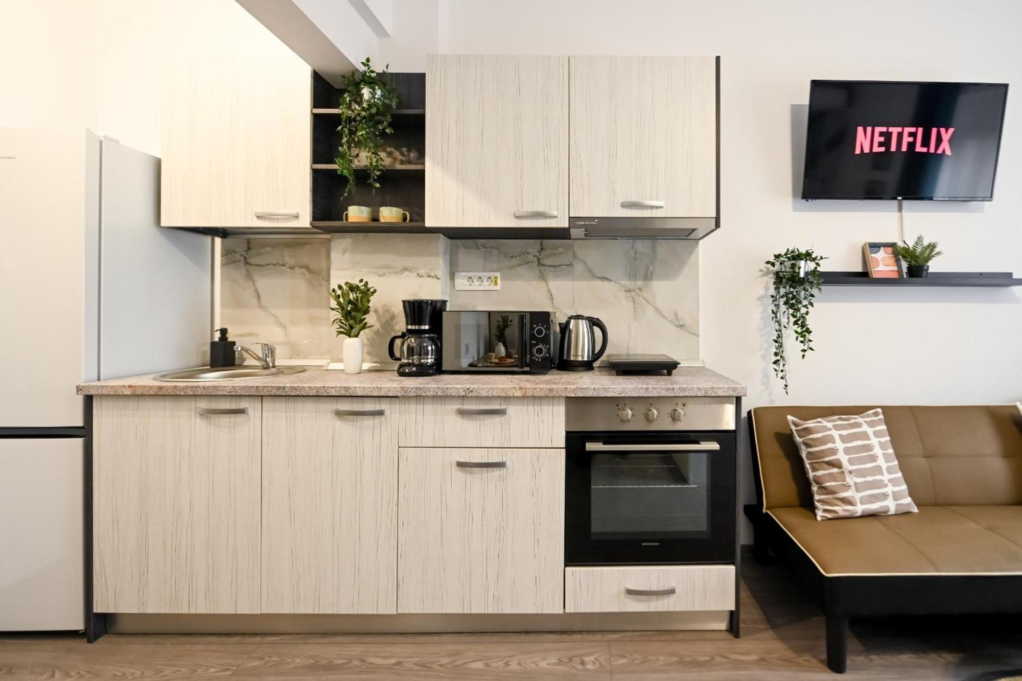 Old Town Charm - Modern & Comfortable Accommodation In The Heart Of The City Bucarest Exterior foto
