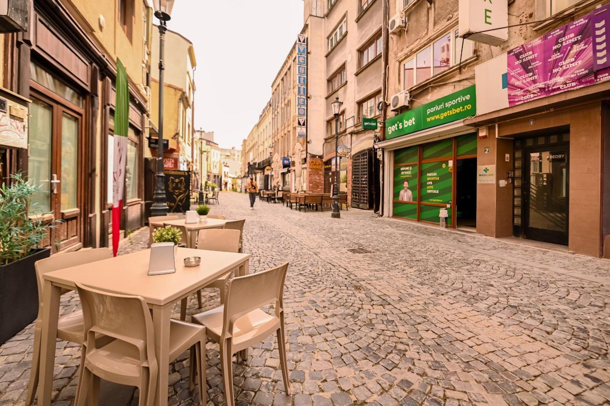 Old Town Charm - Modern & Comfortable Accommodation In The Heart Of The City Bucarest Exterior foto